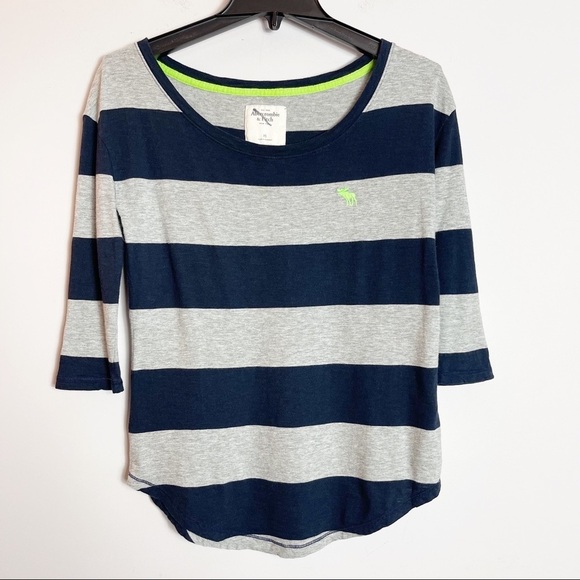 Abercrombie & Fitch Tops - Abercrombie & Fitch XS Women's Wide Striped T-Shirt